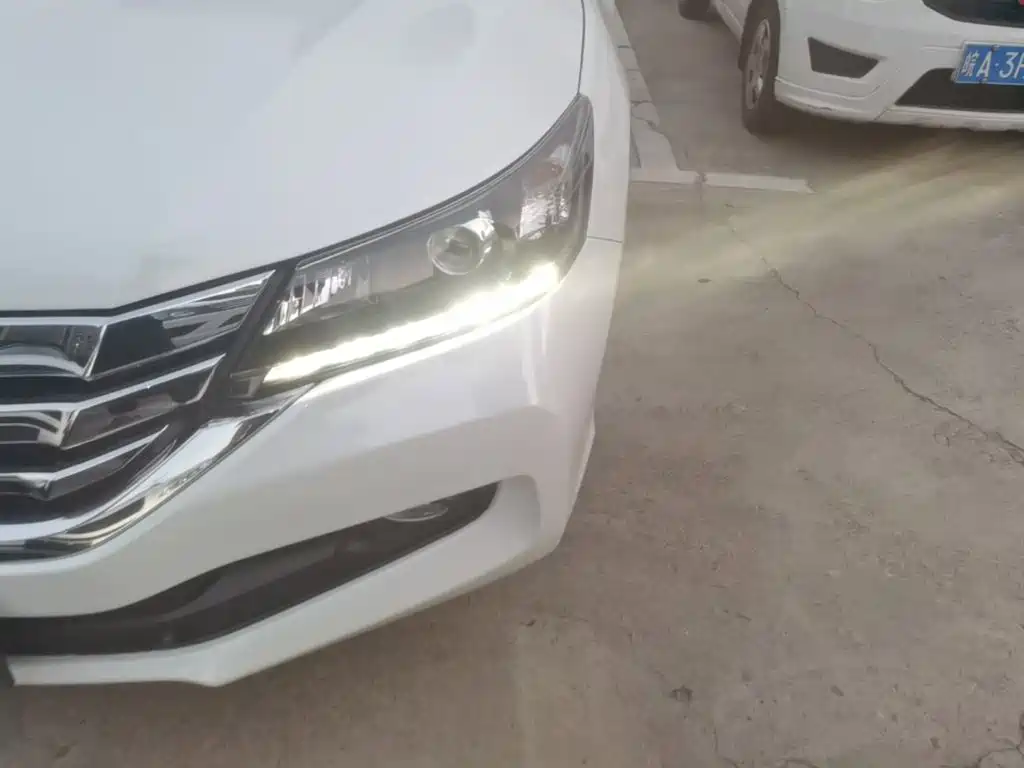 Honda Accord — миниатюра 24