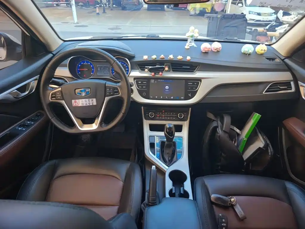 Geely Vision — миниатюра 10