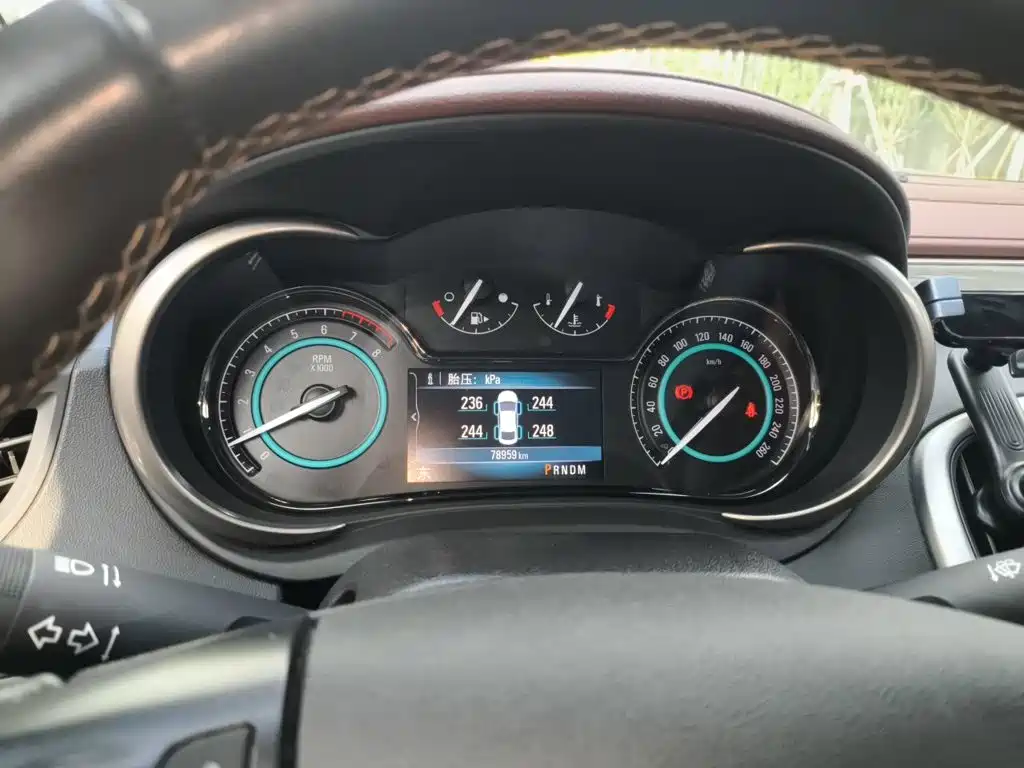 Buick LaCrosse — миниатюра 8