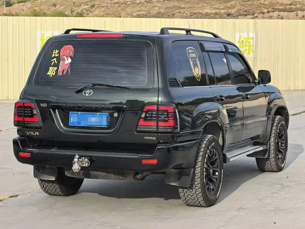 Toyota Land Cruiser — миниатюра 7