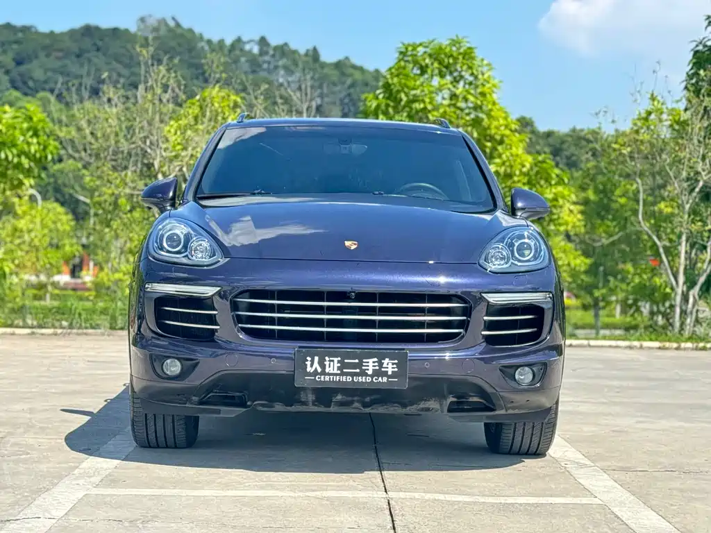 PORSCHE CAYENNE