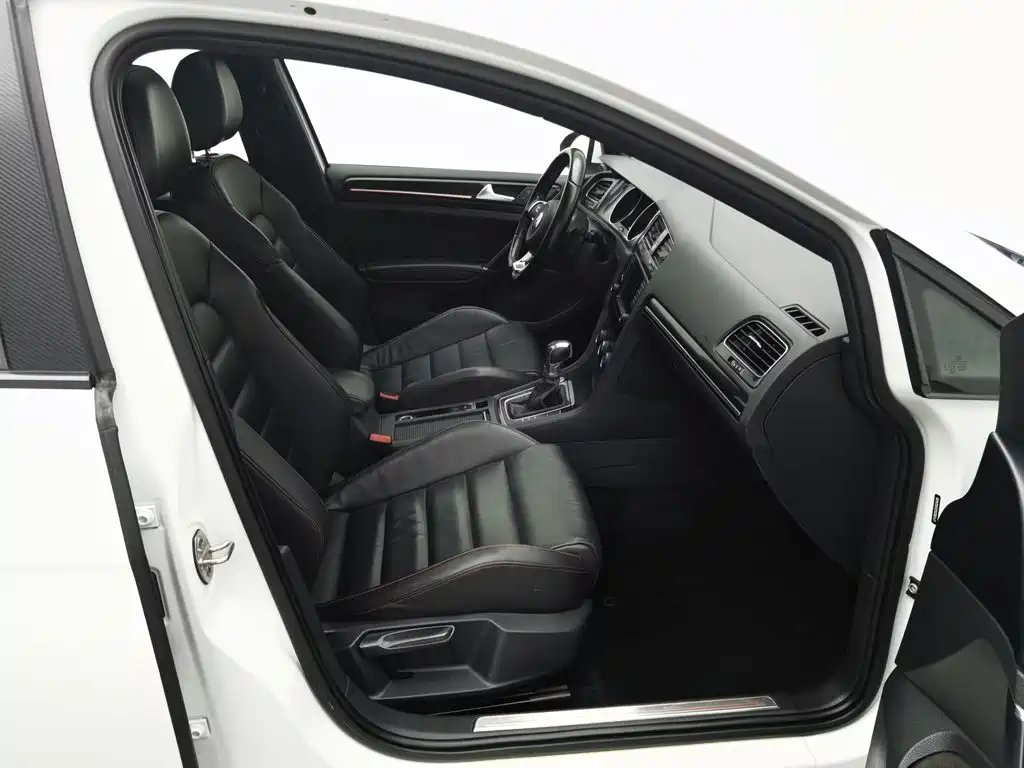 Volkswagen Golf GTI — миниатюра 23