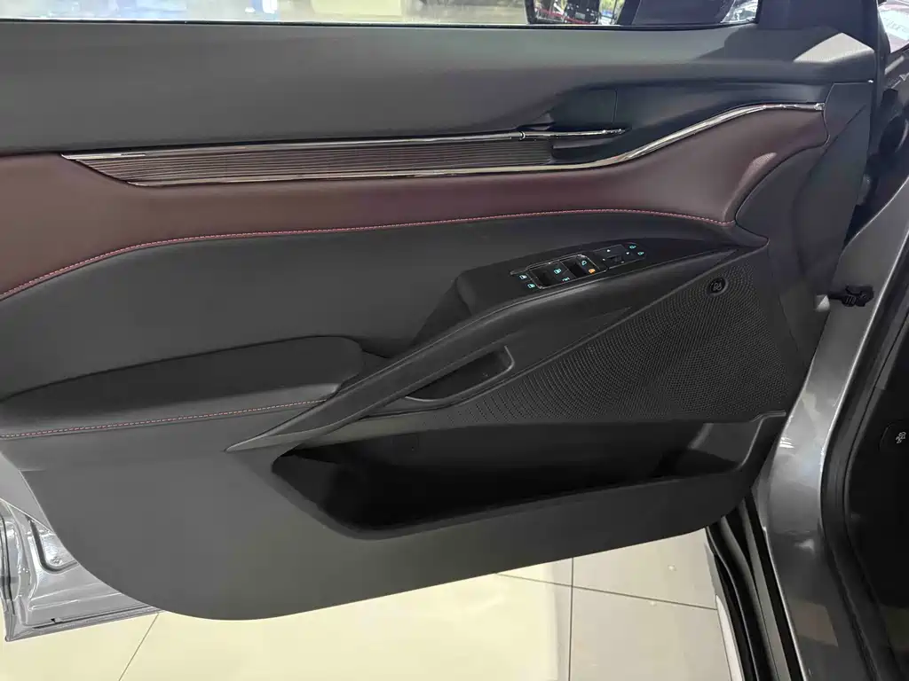 Ford Evos — миниатюра 5