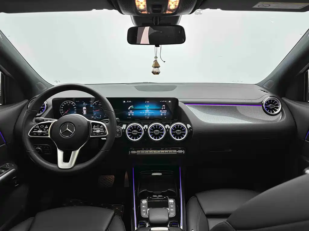 Mercedes-Benz GLA — миниатюра 15