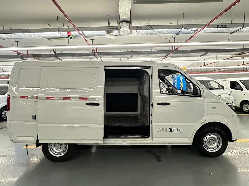 DONGFENG YUFENG EM27