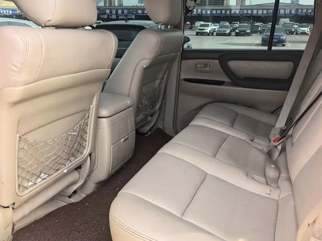 Toyota Land Cruiser — миниатюра 6