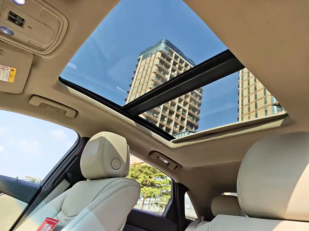 Cadillac XTS — миниатюра 13