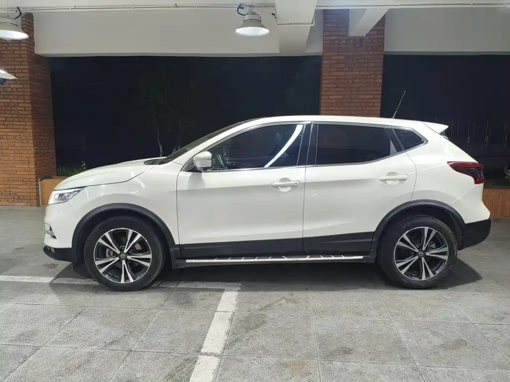Nissan Qashqai — миниатюра 2