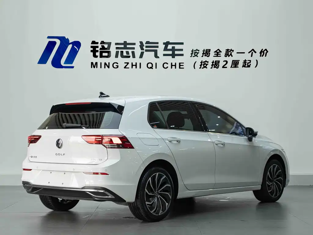 Volkswagen Golf — миниатюра 6