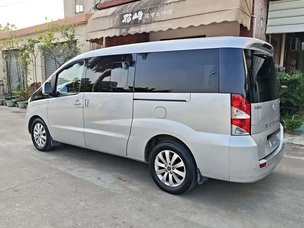 JIANGQI GROUP RUIFENG M5