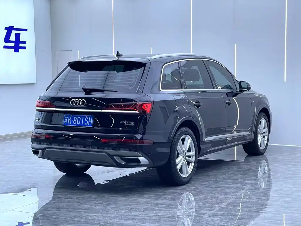 Audi Q7 — миниатюра 13