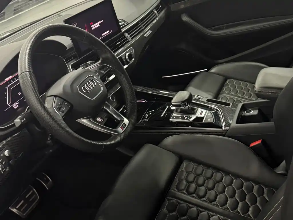 Audi RS 4 — миниатюра 10