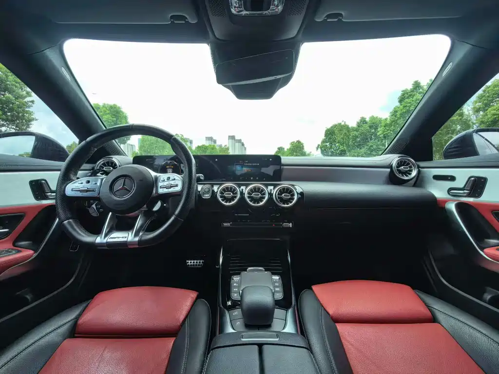 Mercedes-Benz CLA AMG — миниатюра 4