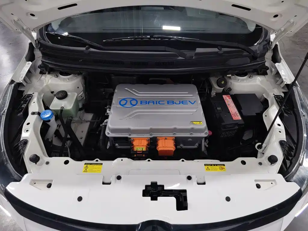 BAIC New Energy EC5 — миниатюра 6