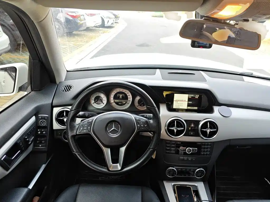 Mercedes-Benz GLK-Class — миниатюра 11