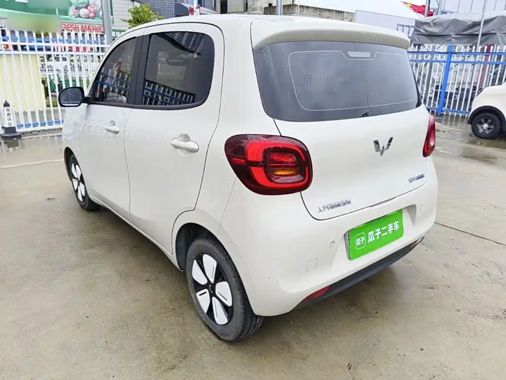Wuling MINIEV — миниатюра 5