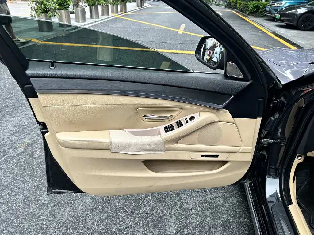 BMW 5 Series 5 2012 523Li Luxury