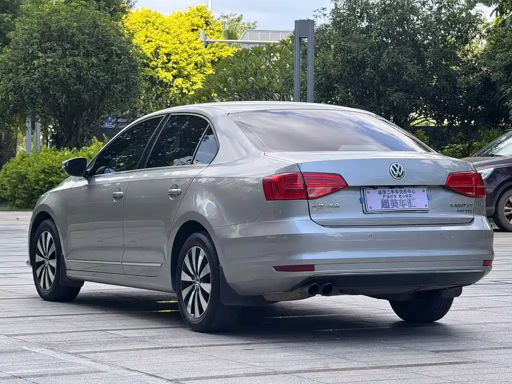 Volkswagen Sagitar — миниатюра 5