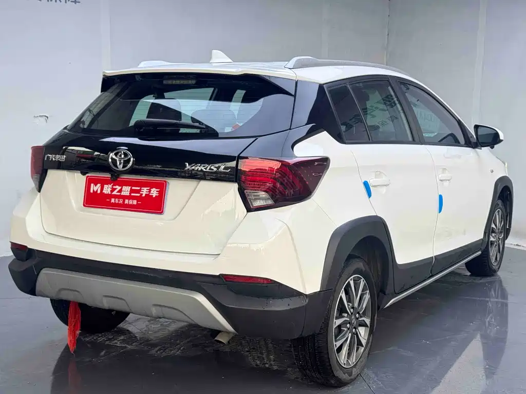 Toyota Yaris L — миниатюра 6