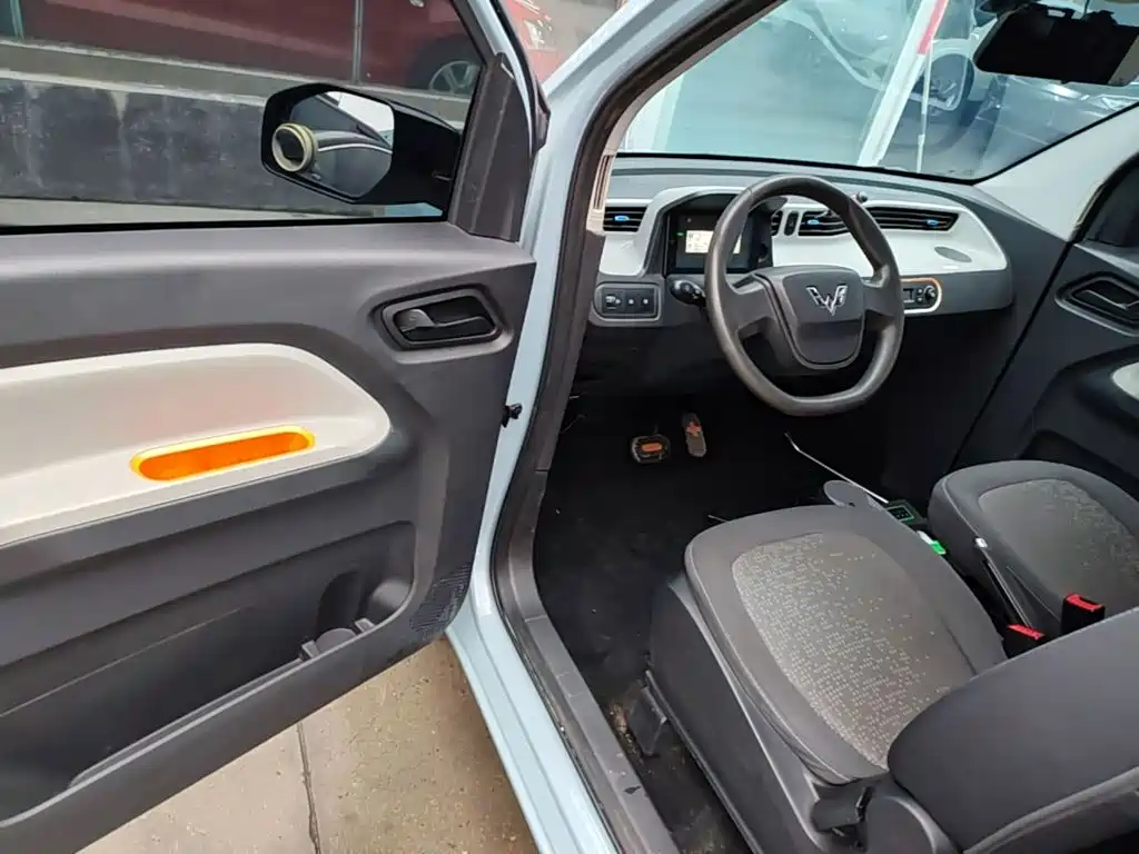 Wuling MINIEV — миниатюра 16