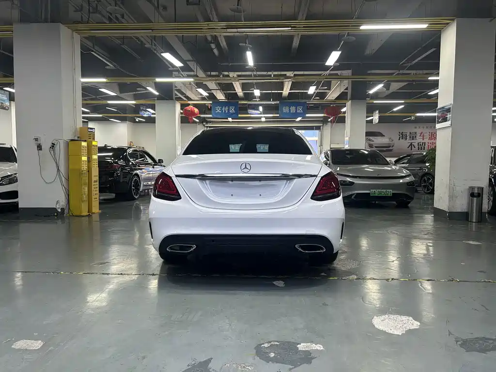 Mercedes-Benz C-Class — миниатюра 13
