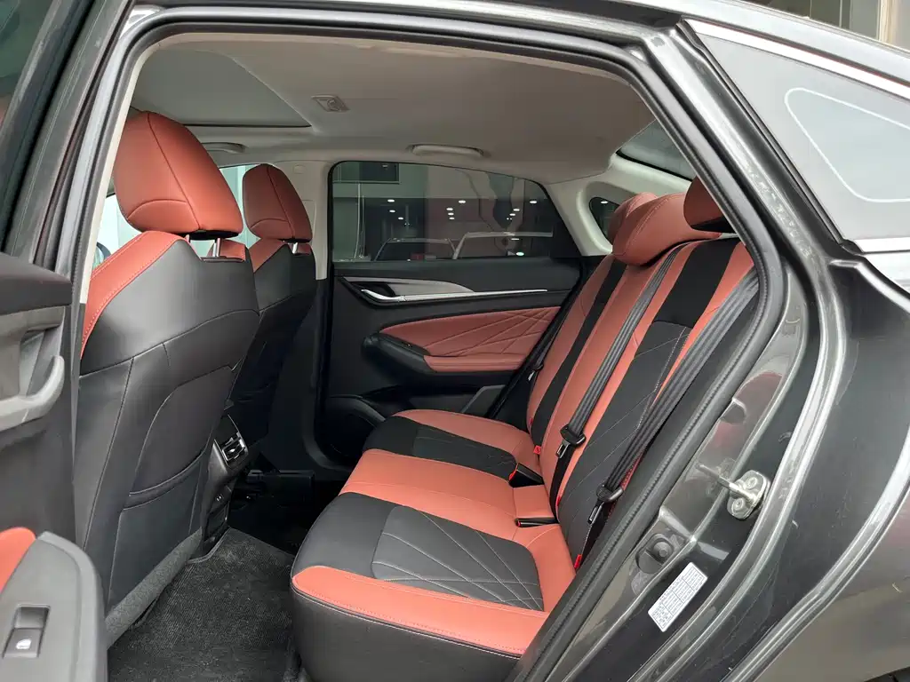 Changan Eado — миниатюра 6