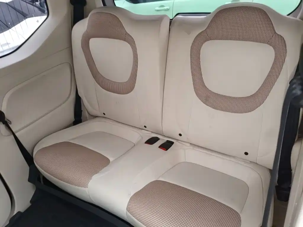Wuling MINIEV — миниатюра 17