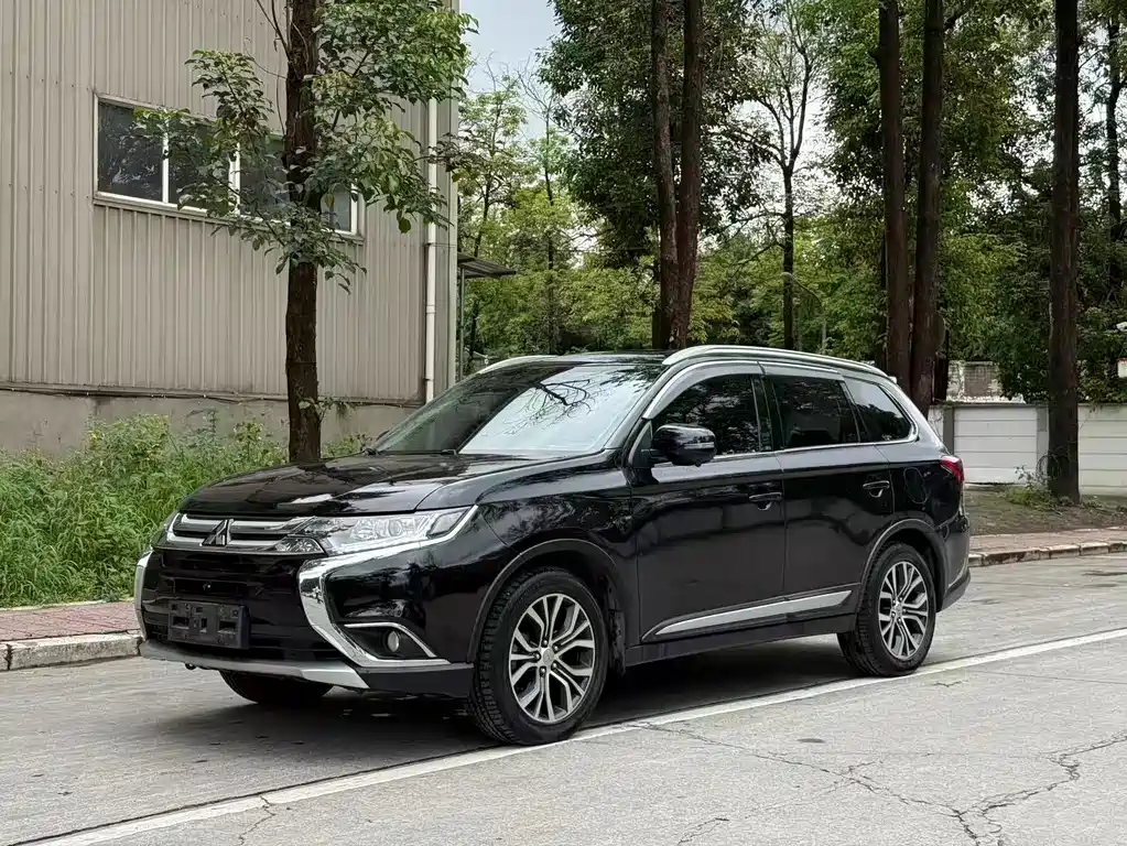 Mitsubishi Outlander 2018