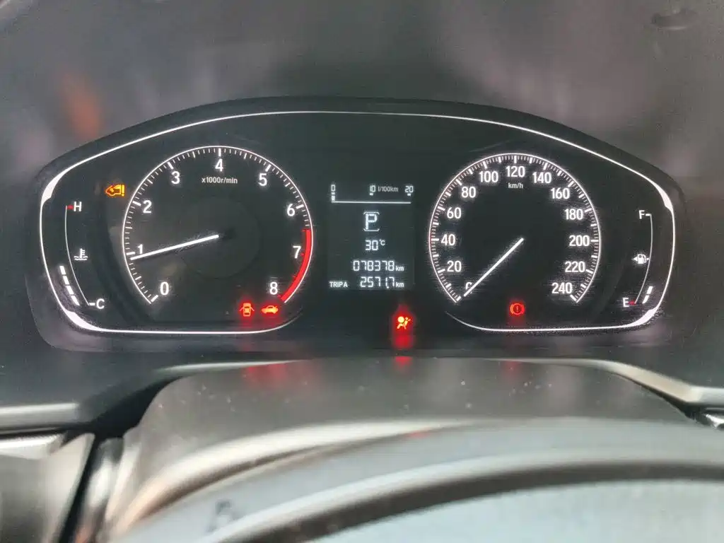 Honda Accord — миниатюра 7
