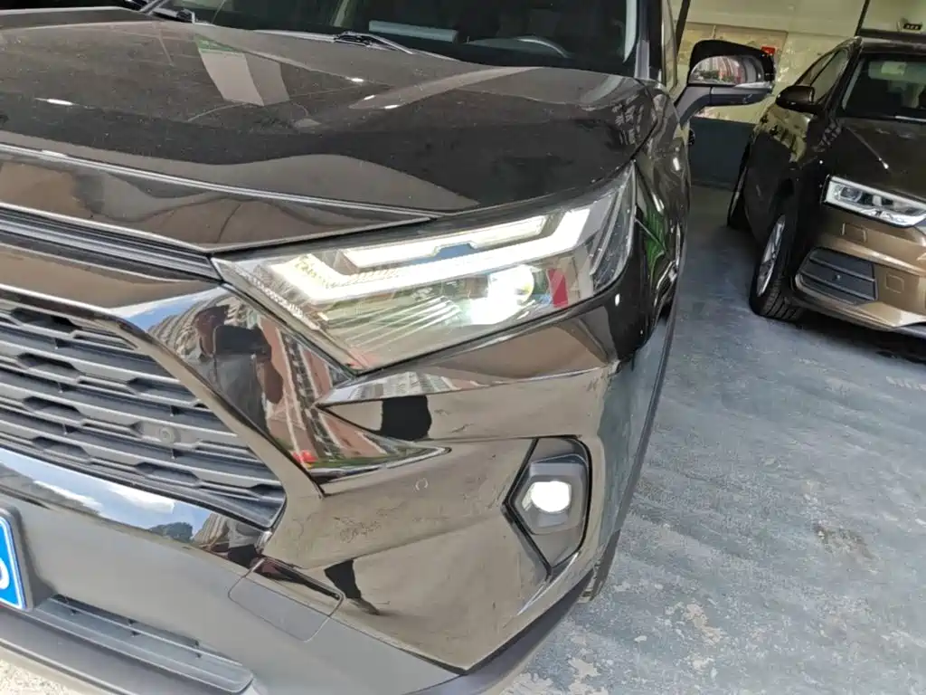 Toyota RAV4 — миниатюра 24