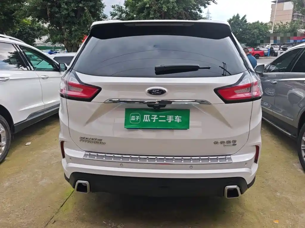 Ford Edge — миниатюра 6