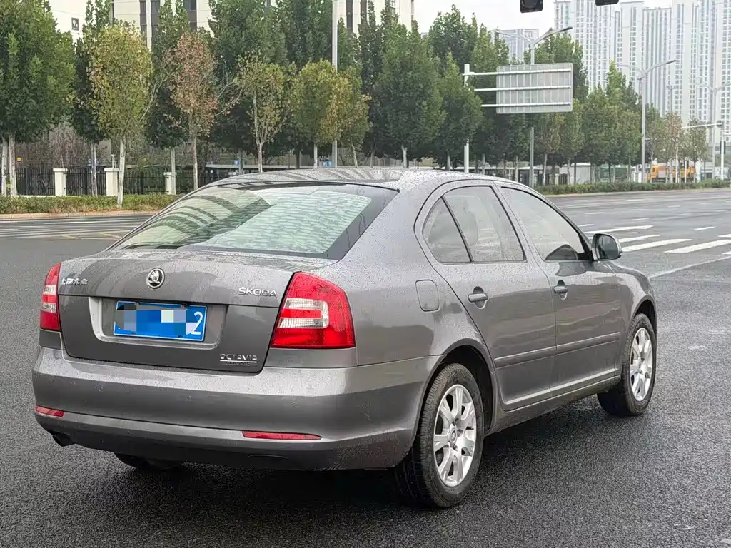 Skoda Octavia — миниатюра 9
