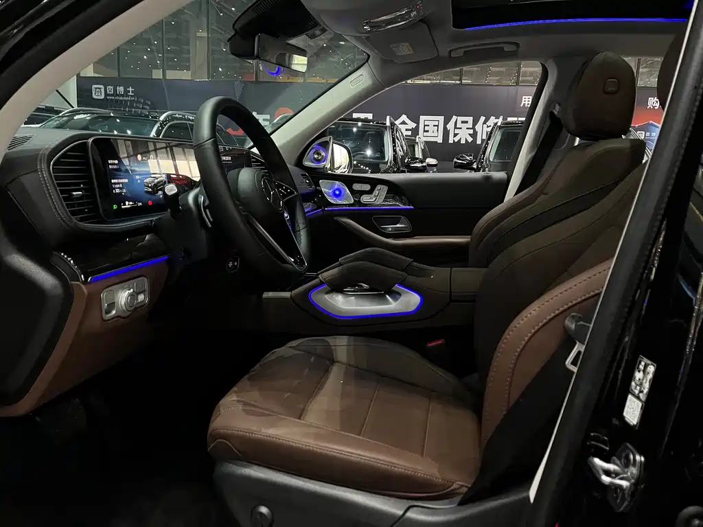 Mercedes-Benz GLE (Import) — миниатюра 10