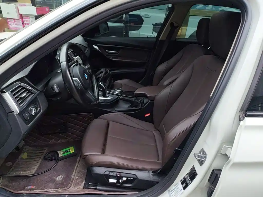 BMW 3 Series — миниатюра 15