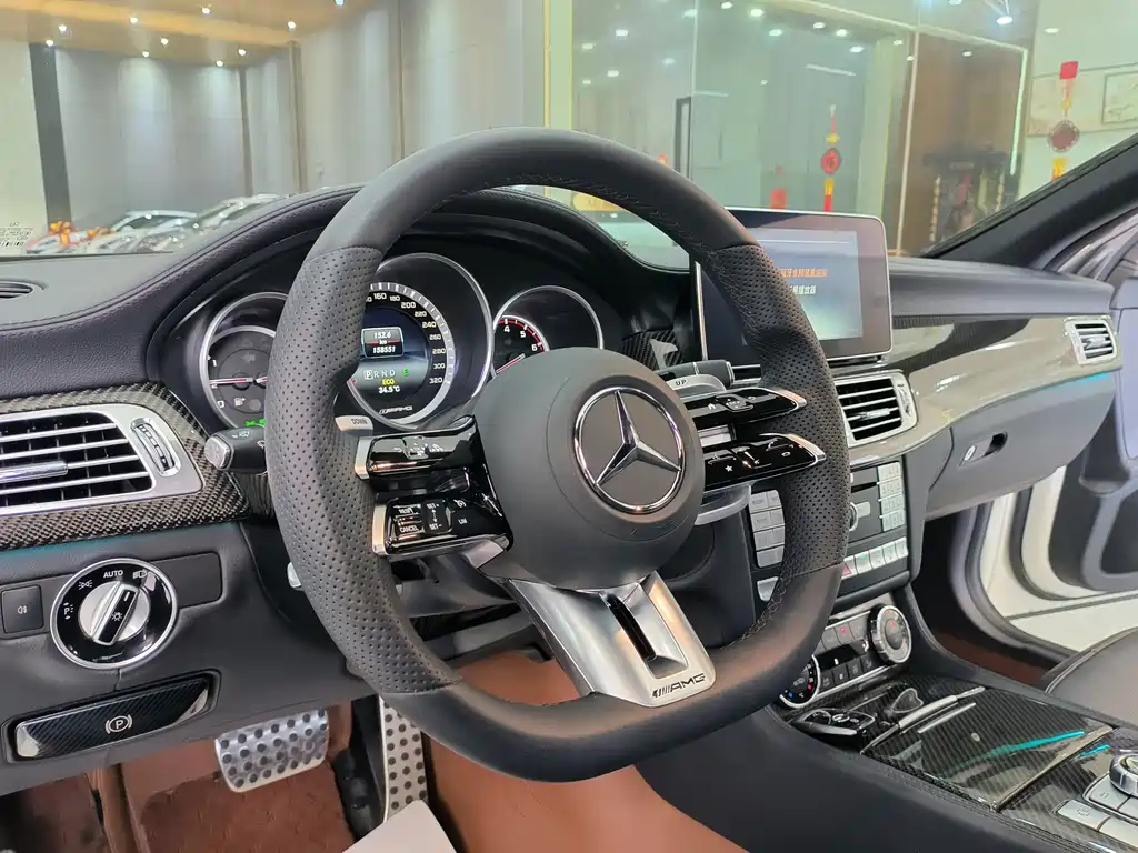 Mercedes-Benz CLS — миниатюра 4
