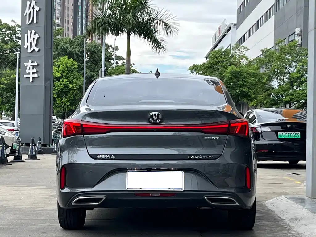 Changan Eado — миниатюра 3
