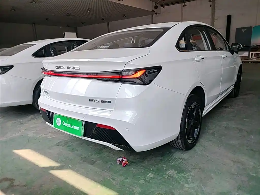 BAIC EU5 Plus — миниатюра 6