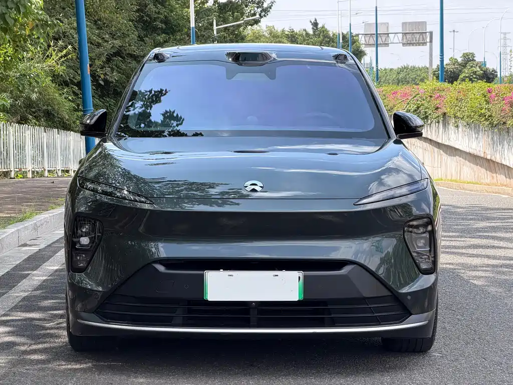 NIO ES8 — миниатюра 2