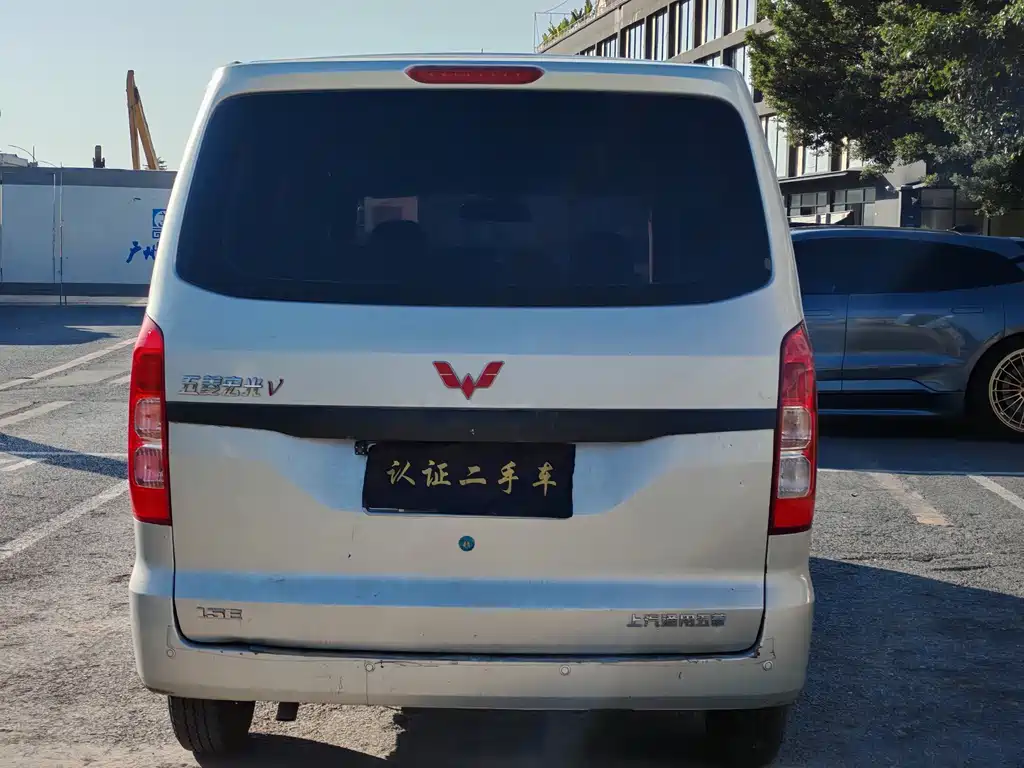 WULING AUTOMOBILE WULING HONGGUANG V