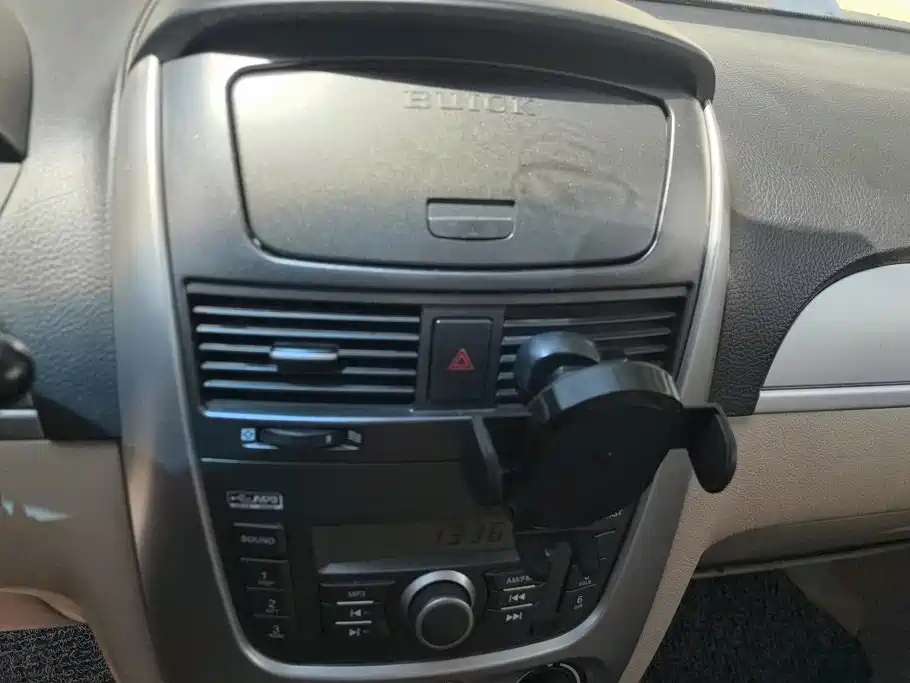 Buick Excelle — миниатюра 13