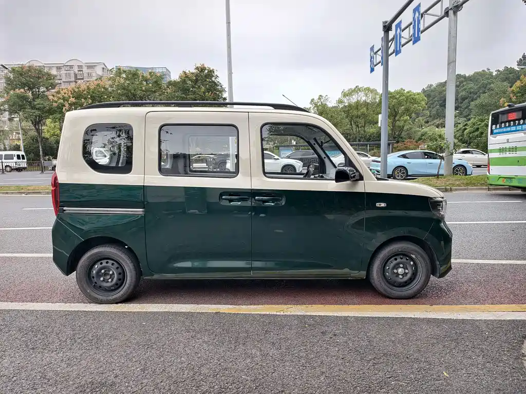 Wuling Zhiguang EV — миниатюра 7