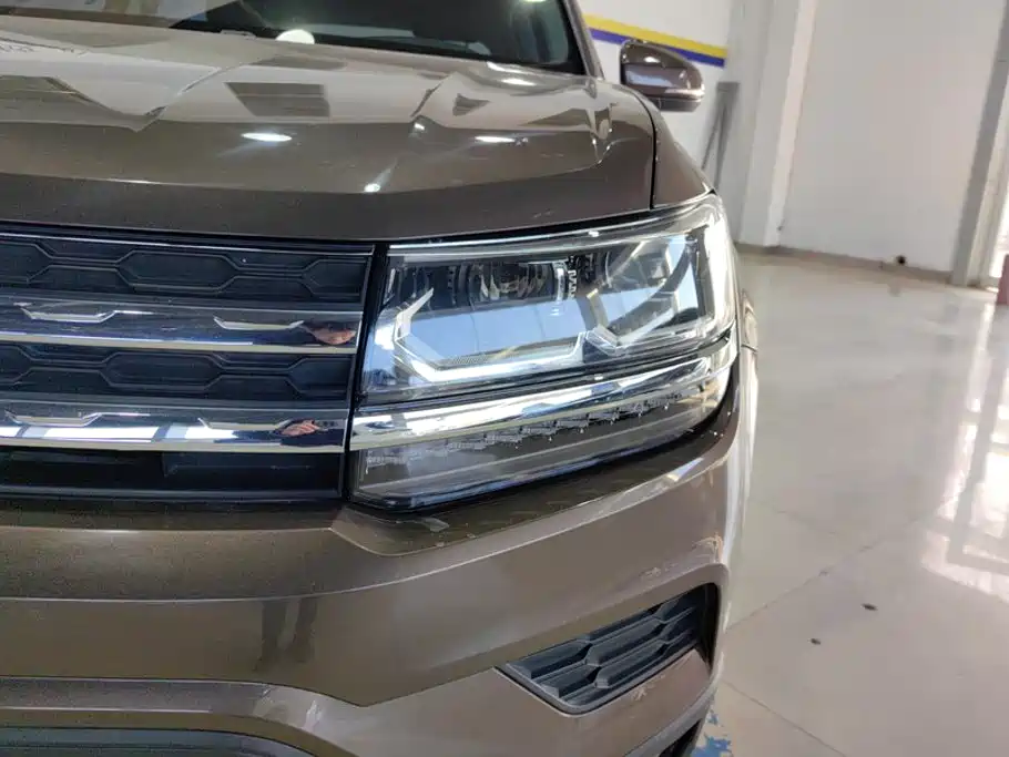 Volkswagen Tharu — миниатюра 5