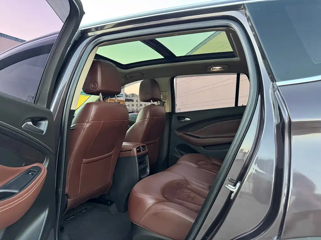 Buick Envision Plus — миниатюра 14