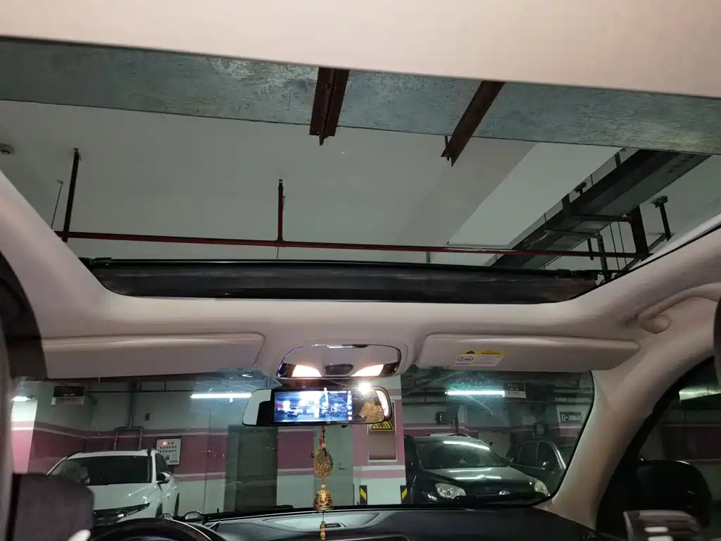 Jeep Cherokee — миниатюра 14