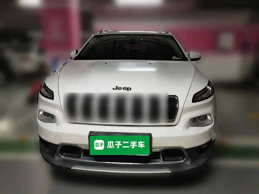 Jeep Cherokee — миниатюра 2