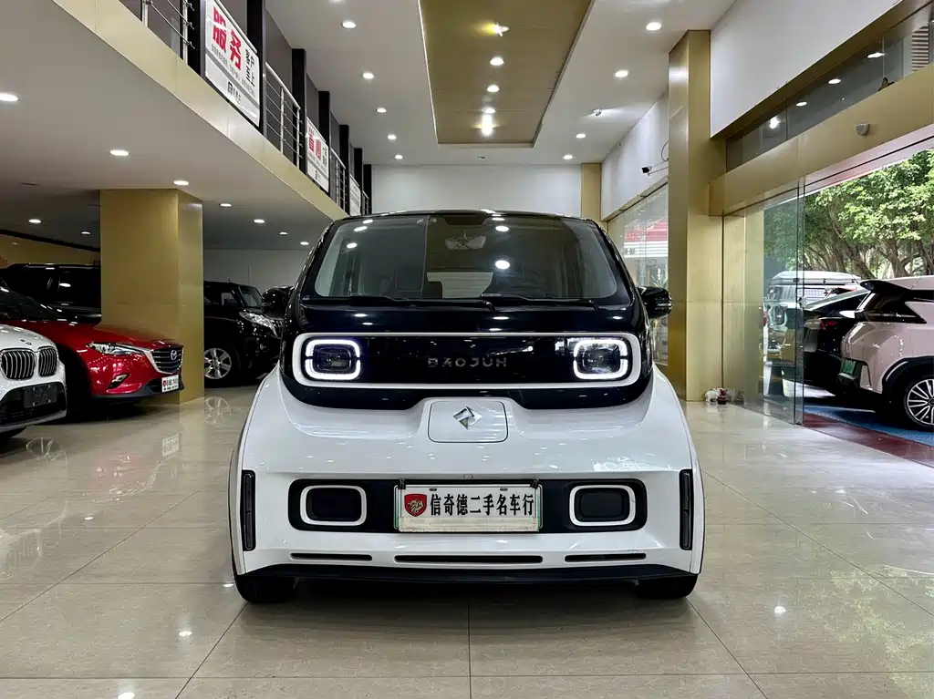 Baojun E300 — миниатюра 4