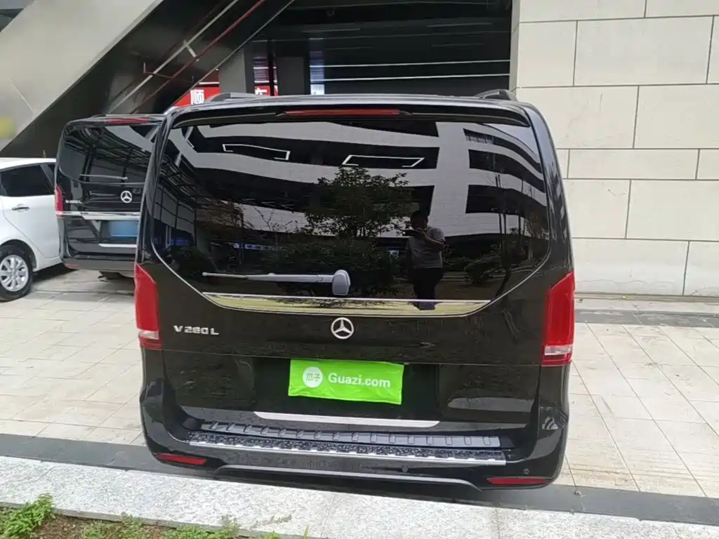 Mercedes-Benz V-Class — миниатюра 6