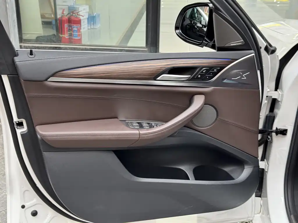 BMW X3 — миниатюра 15