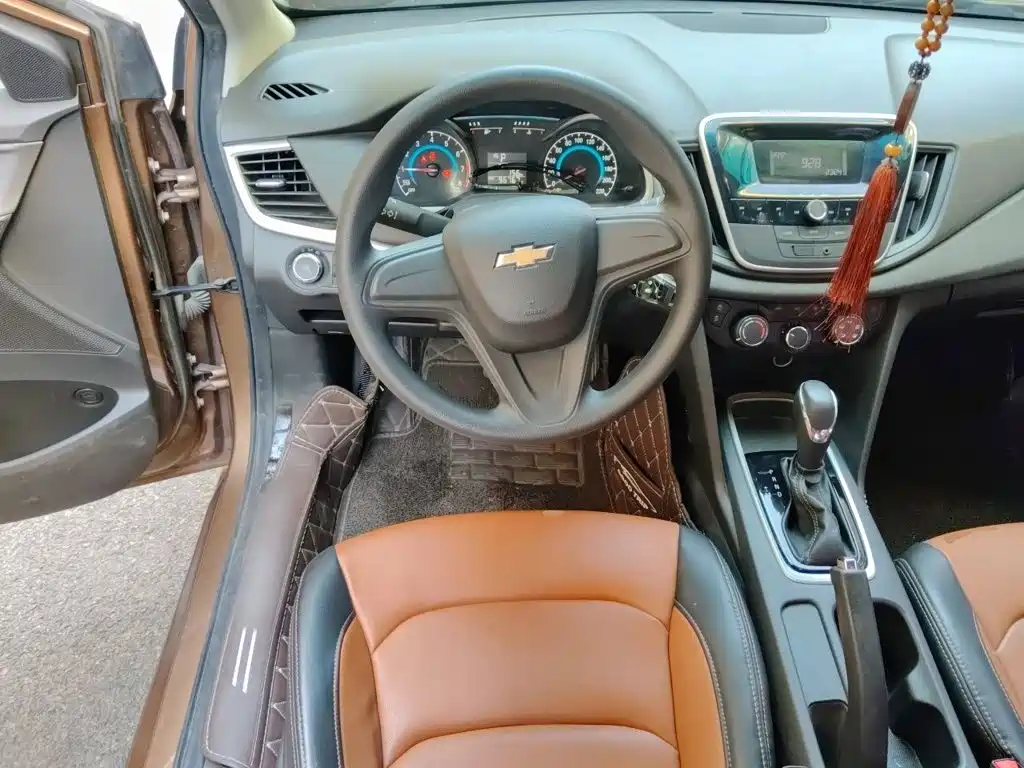 Chevrolet Cavalier — миниатюра 6