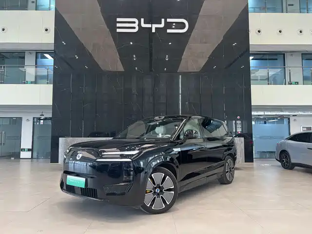 2025 Denza N8